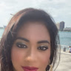 Meet your Posher, Farida